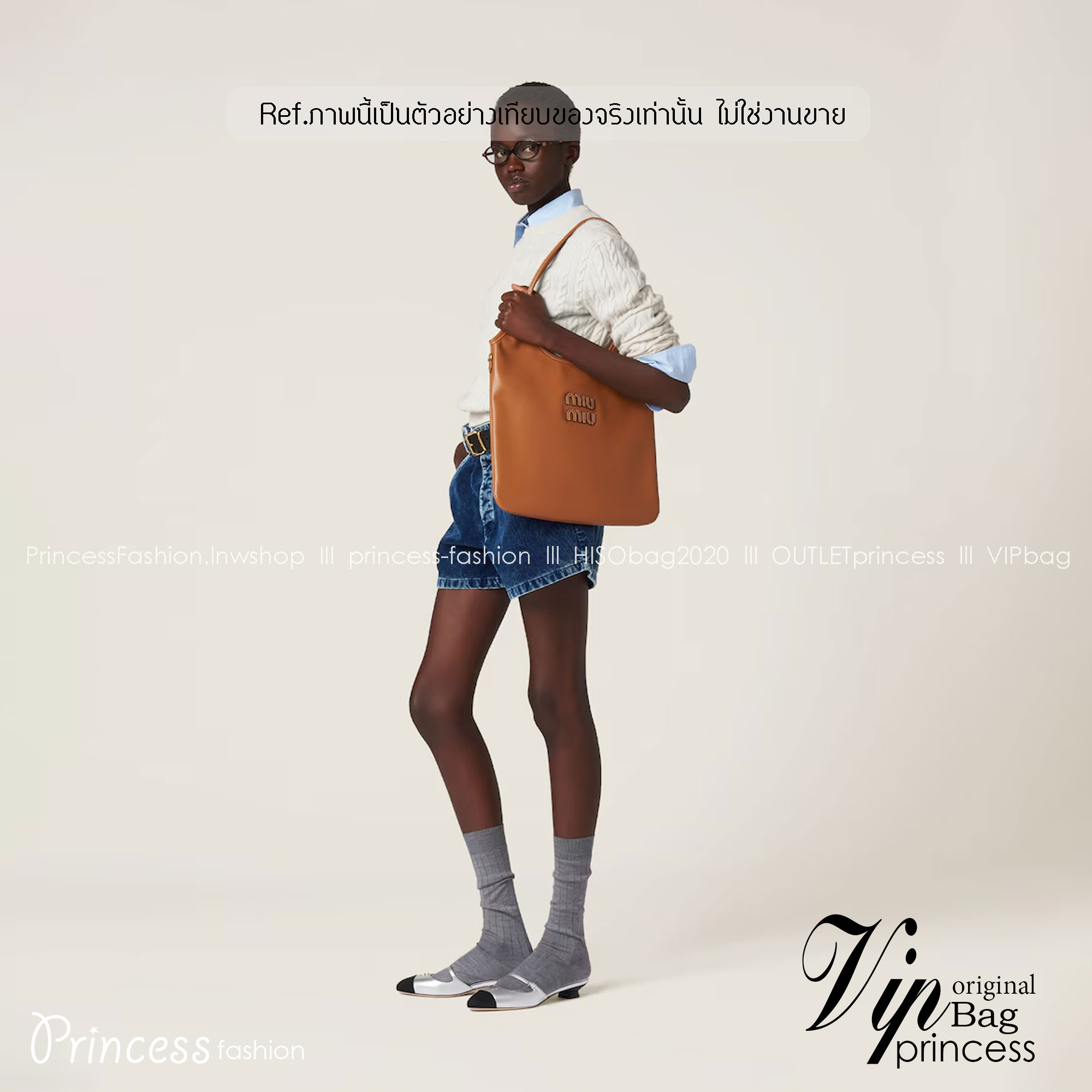 พร้อมส่ง 2 สี MIU MIU IVY leather bag / MIU MIU TOTE BAG กระเป๋าถือทรงโท้ทใบใหญ่ทรงสูงคอลใหม่ งานหนังเรียบเต็มใบ มีความยูนิค ใช้งานได้หลากหลายใช้ได้จริงสวยเรียบหรู จับแมตช์ง่าย สวยงาม