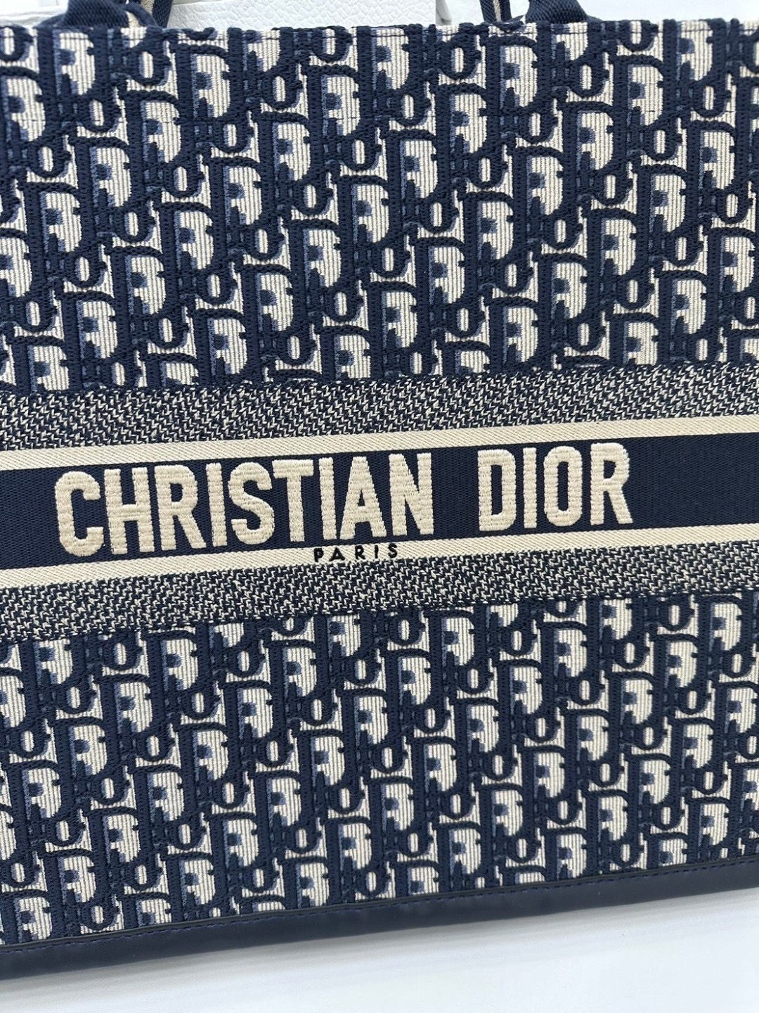 พร้อมส่ง 3 ไซส์ DIOR Large Dior Book Tote Blue Dior Oblique Embroidery กระเป๋าทรงโท้ท เกรดออริ สลับแท้ 1:1 ใช้ต่างประเทศได้