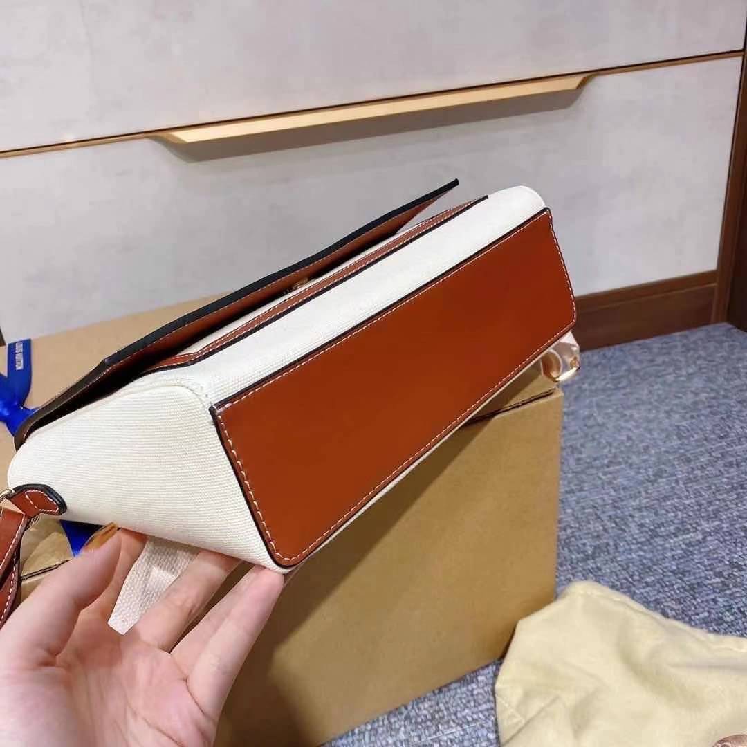 BURBERRY FRAGRANCES CROSSBODY BAG VIP GIFT WITH PURCHASE (GWP)