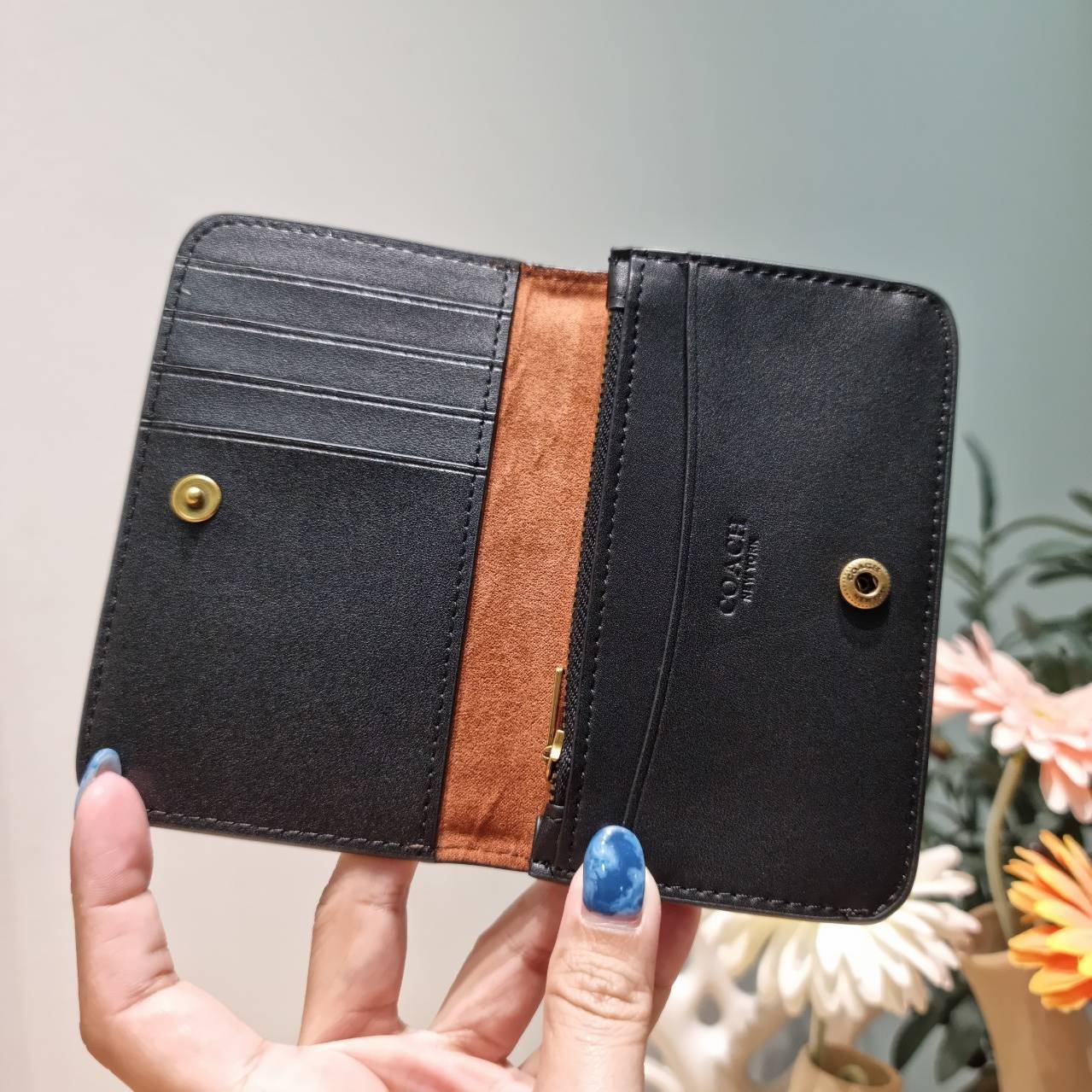 COACH SLIM CARD CASE IN SIGNATURE CANVAS C4818 / C5870 / C4818 กระเป๋าถนอมบัตรกึ่งกระเป๋าสตางค์ เกรดท็อปออริ เกรดดีสุด สลับแท้ 1:1 ใช้ต่างประเทศได้