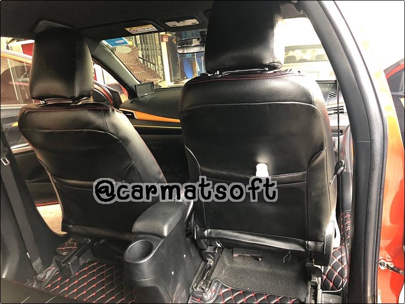 ชุดหุ้มเบาะรถยนต์YARIS (ปี2013-2017) หนังPVC เกรดA หนา1มิล สีดำด้ายแดง (แบบสวมทับ)