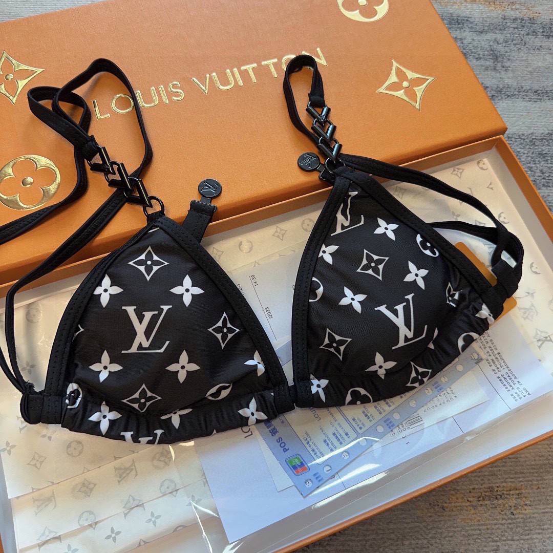 LV bikini con motivo Monogram / LV Graphic Monogram Bikini บิกีนี่ลาแบรนด์ ชุดว่ายน้ำญาญ่า เกรดออริ 1:1 ใช้งานต่างประเทศได้