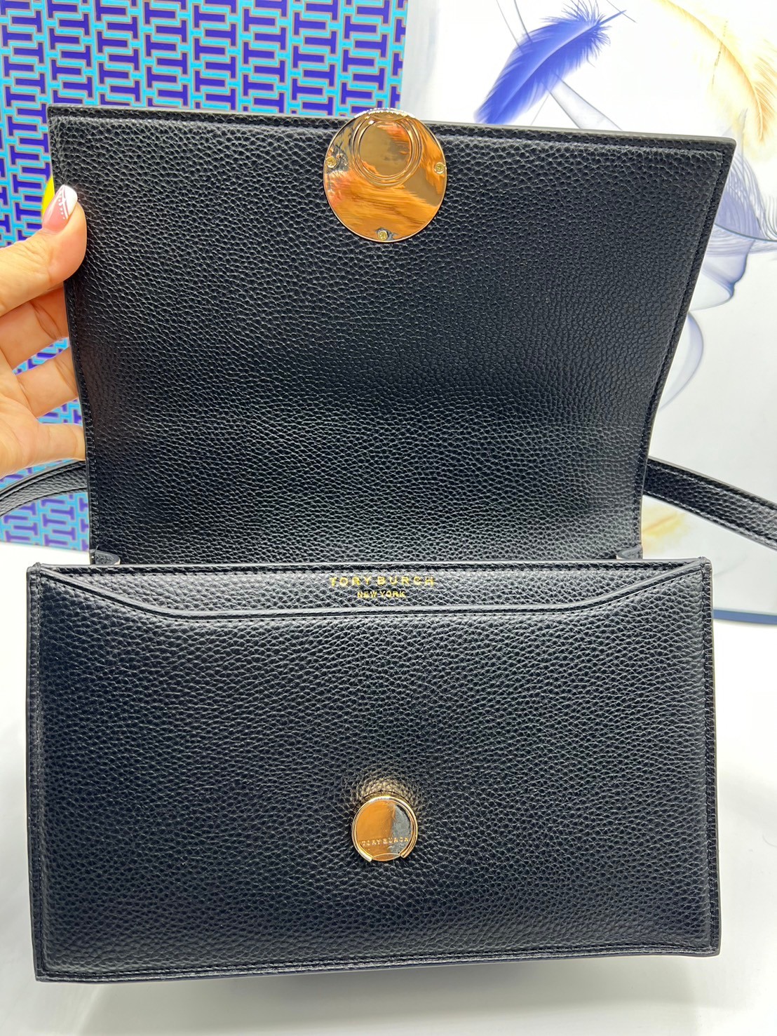 TORY BURCH MILLER LEATHER SHOULDER BAG กระเป๋าสะพายสวยหรู ผู้ดีทุกสี สายถอดได้ ถือเป็นคลัชได้ เกรดออริ สลับแท้ 1:1 ใช้งานต่างประเทศได้