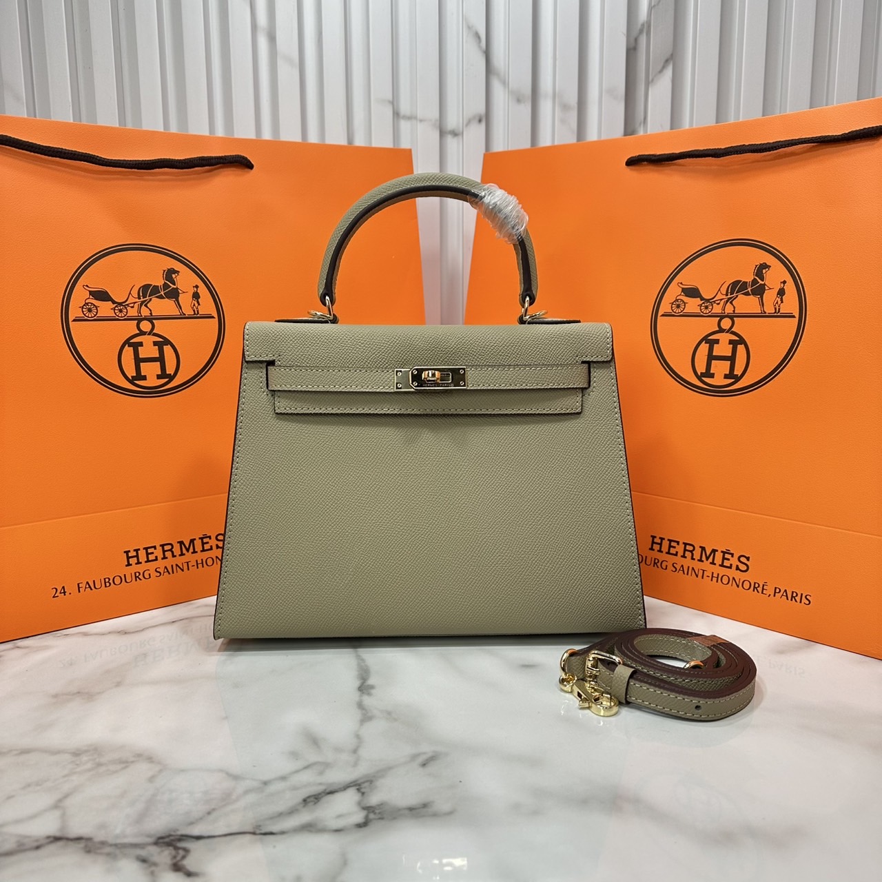 ORI หนังแท้ | Hermes Kelly 25cm / 28cm กระเป๋าสะพายที่สุดแห่งหรูหราลัคชู นิยามของความสง่างามเหนือกาลเวลา แบรนด์เนมในฝัน งดงามดั่งเจ้าหญิง