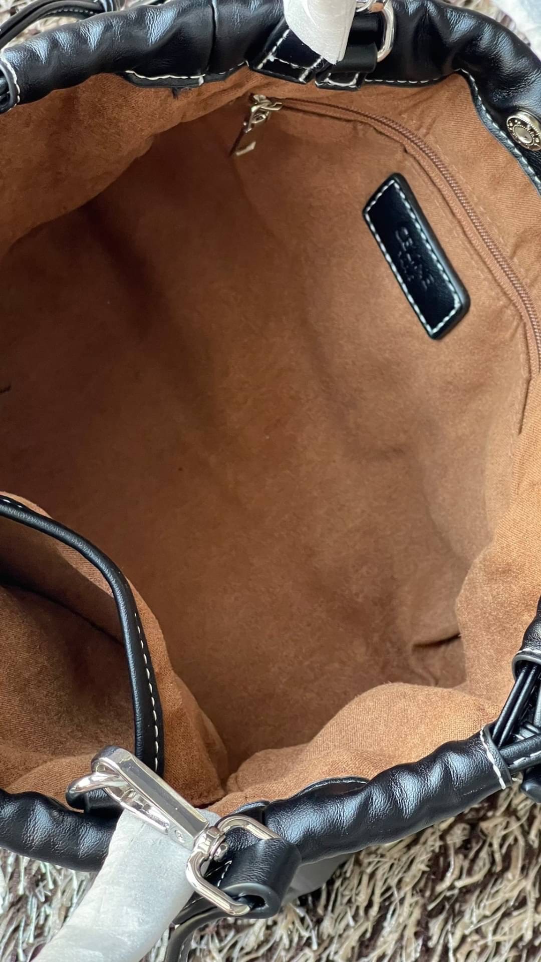 Celine Small Cabas Drawstring Cuir Triompe in smooth กระเป๋าขนาดกำลังดี ดีไซน์คลาสสิก 🧡 เกรดออริจินอล 1:1 สลับแท้ ใช้งานต่างประเทศได้