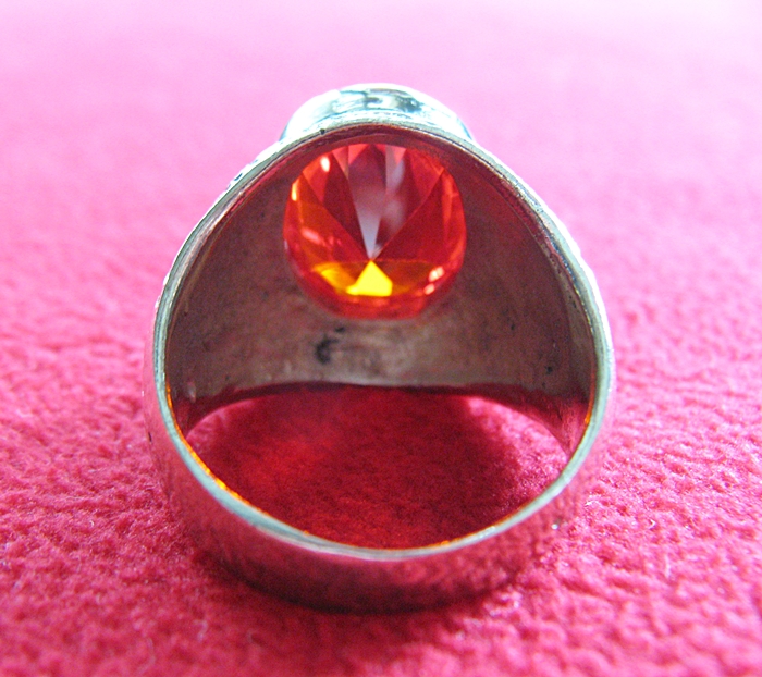 สินค้าหมดค่ะ แหวนพลอยทับทิมแดงเนื้อทองขาว(ราศีกรกฎ)ค่ะ