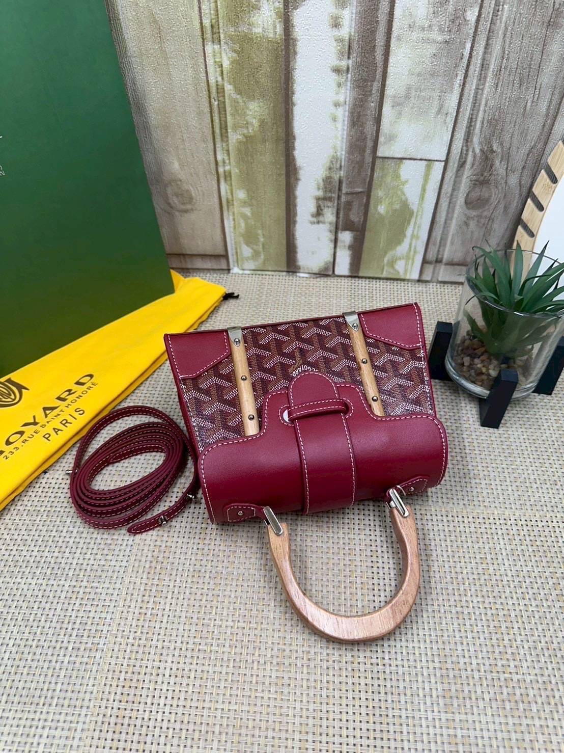10 สี ORI หนังแท้ | GOYARD Saïgon Souple Mini Bag 20cm กระเป๋าถือ/สะพายดีไซน์หูจับไม้เป็นเอกลักษณ์ที่สวยหรูหราสง่างาม