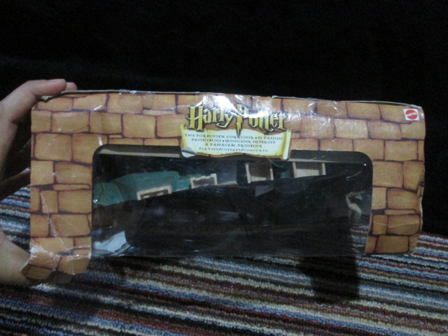 Harry Potter THE FORBIDDEN CORRIDOR World of Hogwarts' Playset by Mattel ของเล่นมือหนึ่งกล่องไม่สวยค่ะ
