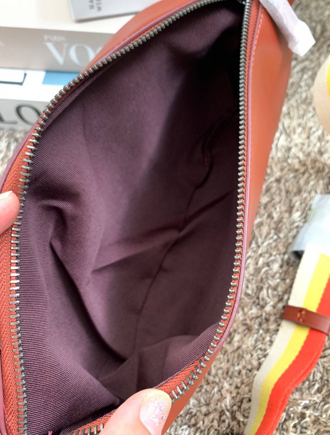 การ์ตูนน่ารักๆ งานปักเน้นๆ สวยงามมากๆค่ะ COACH X DISNEY LEAGUE BELT BAG IN SIGNATURE TEXTILE JACQUARD WITH MICKEY MOUSE AND FRIEND EMBROIDERY ((C8491)) 🌍พร้อมส่งค่ะ! ใช้ได้ทั้งหญิงและชาย