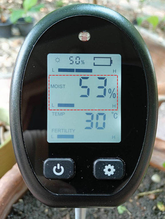 Moistenland เครื่องวัดดินแบบดิจิตอล 6-in-1 สำหรับวัดแสง/ความชื้นดิน/อุณหภูมิ/ค่า pH/ธาตุอาหารในดิน สำหรับพืชสวน ไร่นา