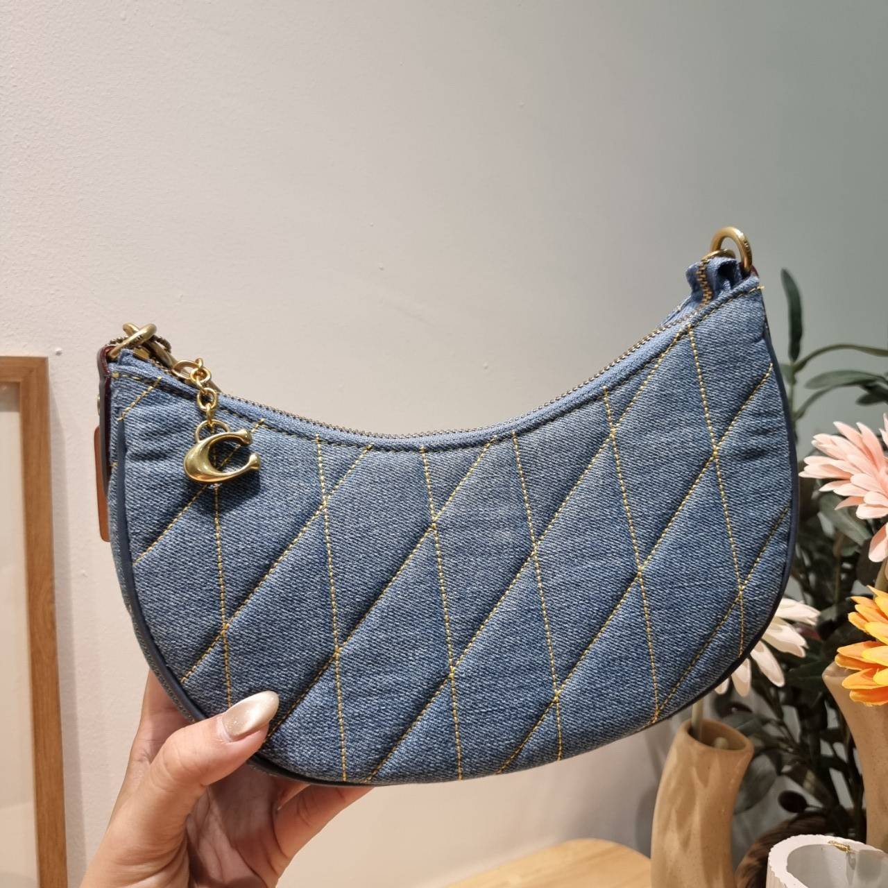 พร้อมส่ง 4 สี COACH CP148 MIRA SHOULDER BAG WITH PILLOW QUILTING กระเป๋าสะพายดีไซน์สวย 🧡 เกรดท็อปออริจินอล 1:1 สลับแท้ เกรดดีสุด ใช้งานต่างประเทศได้