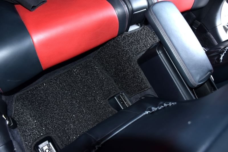 พรมไวนิลดักฝุ่น LEXUS IS250 C (Coupe) Convertible พรมดักฝุ่นในรถ เลกซัส ไอเอส250 เข้ารูป 5ชิ้น