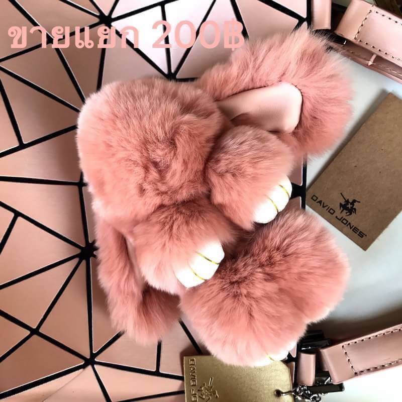 สีใหม่ Sakura Pink🌸🌸 ต้อนรับ summer กับโทนสี สดใส ลาย Limited edition หายาก 👍ปรับทรงได้ 2 แบบ น่ารักมาก สี Gloss grey สวยที่สุด มาพร้อมกระต่ายเข้า set เลิศคะ กระเป๋า จากแบรนด์ David Jones กระเป๋าสะพายข้างดีไซน์เกร๋มาก สีสวยหรูมาก ข