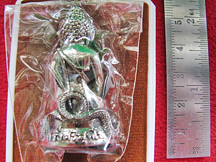 สินค้าหมดค่ะ พระกริ่งศรีสุทโธ หลวงปู่คำบุ เนื้อทองขาว อายุวัฒนะ ๙๐ วัดกุดชมภู จ.อุบลราชธานี พร้อมกล่องเดิมค่ะ