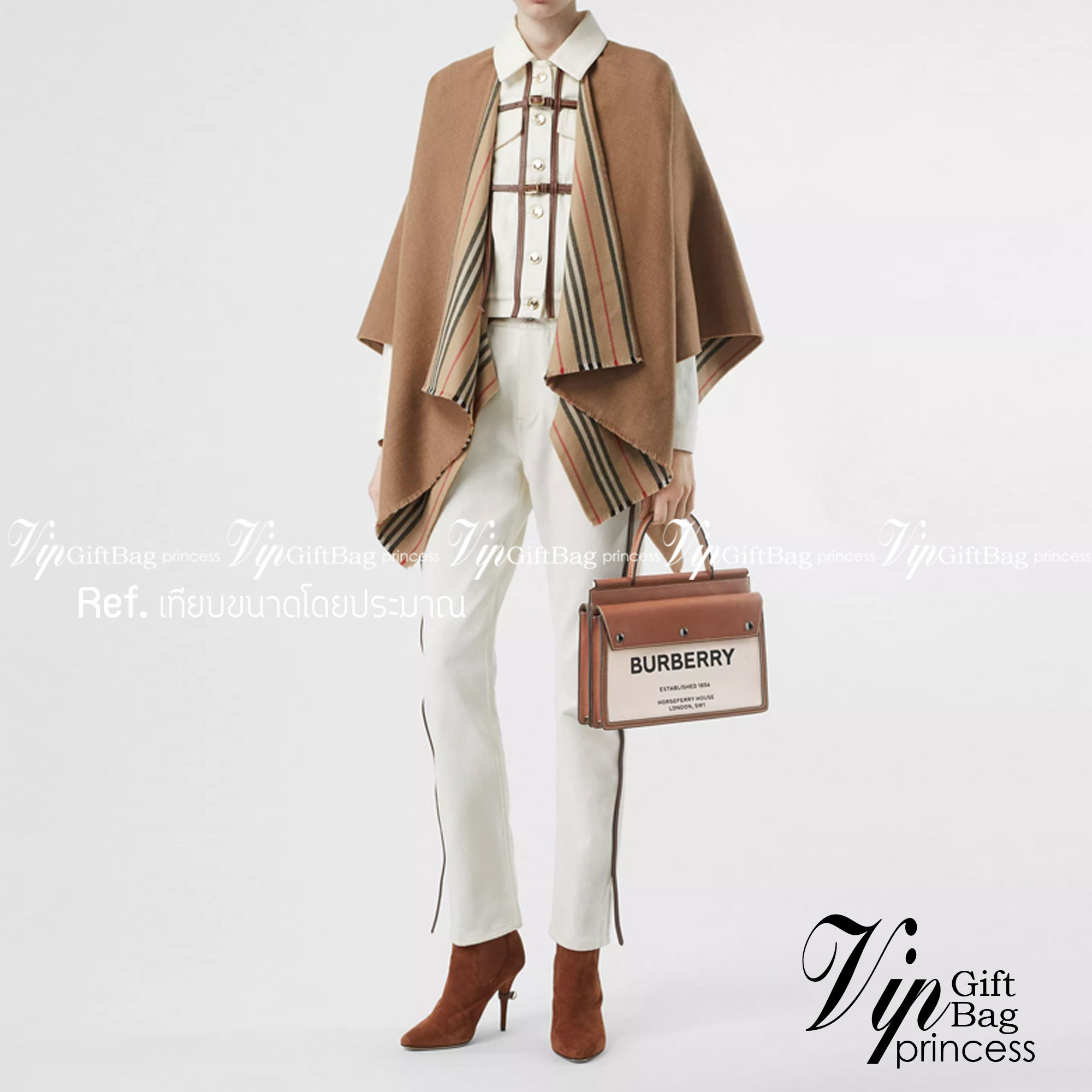 BURBERRY Horseferry Print Title Bag with Pocket Detail กระเป๋าสะพายโทนสีผู้ดี ดีต่อใจ ใบใหญ่กำลังดี จุของได้เยอะ ยิ่งใช้ หนังยิ่งสวย สายยาวถอด หยิบใช้ได้ทุกวัน ทุกโอกาสเลยคร้าาา งานจริงสวยคุ้มเกินราคา