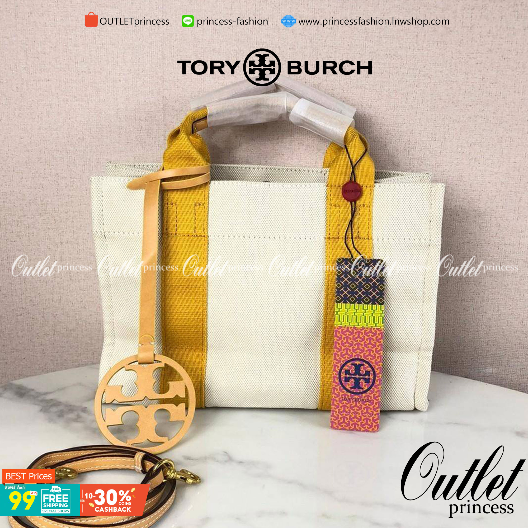 กระเป๋าถือ หรือสะพาย TORY BURCH เปิด - ปิดกระเป๋าด้วยกระดุม ด้านในมีช่องซิป 1 ช่อง และช่องใส่ของ 1 ช่อง มาพร้อมสายสะพาย สามารถถอดและปรับได้ 3 ระดับ