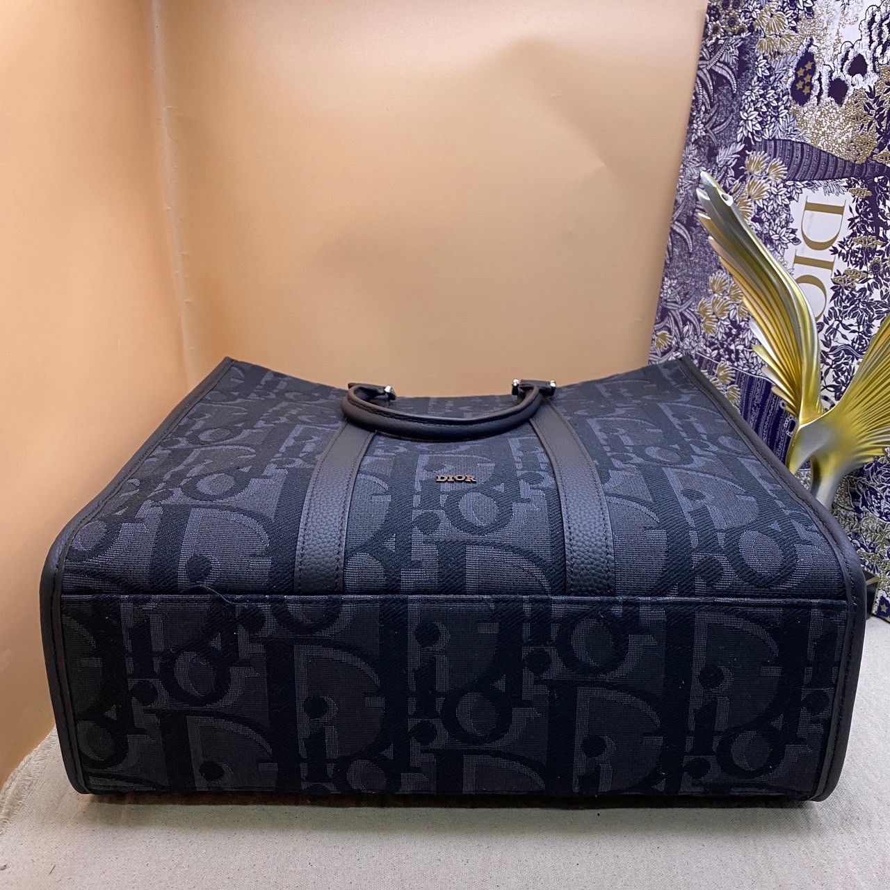 พร้อมส่ง 2 สี DIOR East-West Tote Bag Maxi Dior Oblique Jacquard / DIOR TOTE BAG กระเป๋าทรงโท้ท เกรดออริ สลับแท้ 1:1 ใช้ต่างประเทศได้ New for Spring 2024