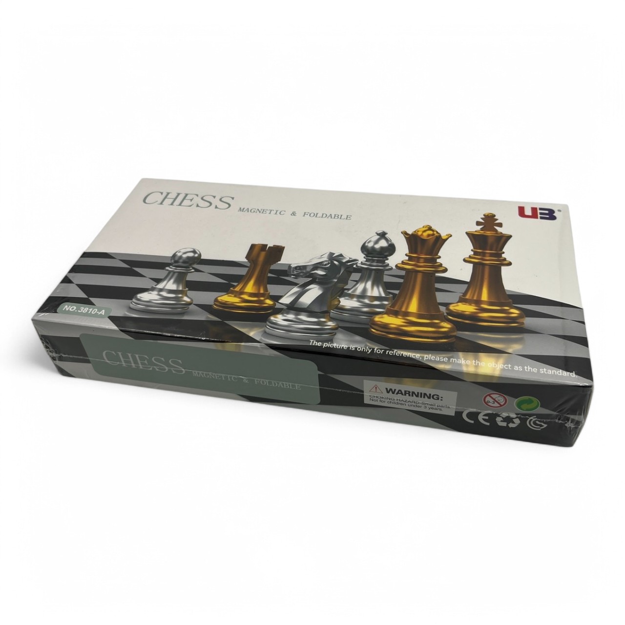 หมากรุกสากลแม่เหล็กตัวหมากสีทองและเงิน กระดานช่องสีดำและขาว แบรนด์UBกล่องใหม่