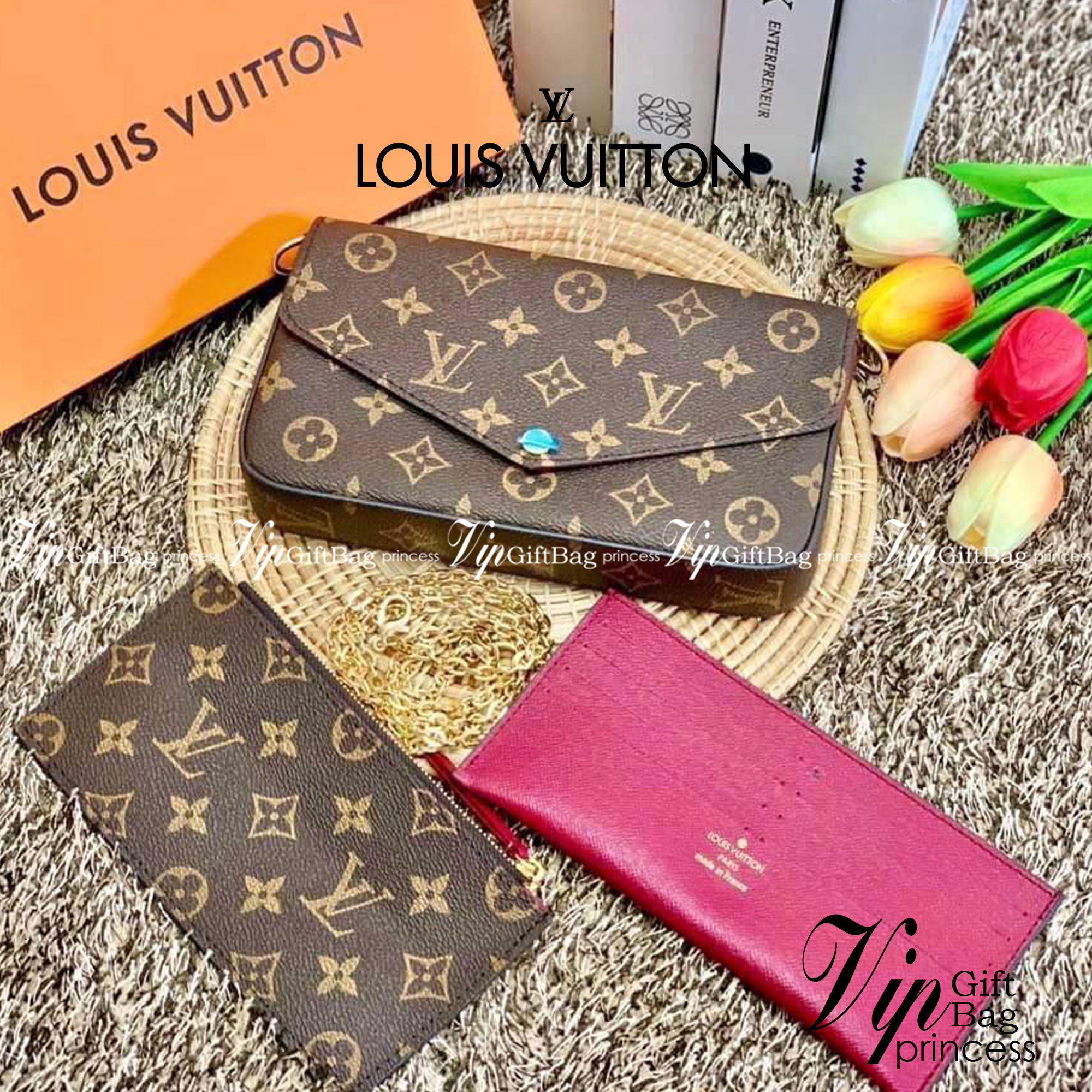 เน้นใช้งานได้จริงในชีวิตประจำวันค่ะ Louis vuitton felicie pochette พร้อมส่ง ซื้อ1ได้ถึง3!! มีไม่มาก หมดแล้วหมดเลยจ้าา! Premium gift จาก LV กระเป๋าสะพายข้างหรือถือแบบคลัทออกงาน หนังแกะแท้สวยงามค่ะ เปิดปิดกระเป๋าแบบกระดุม ภายในสามารถใส่มือถือได้ทุกรุ่น;พาสป