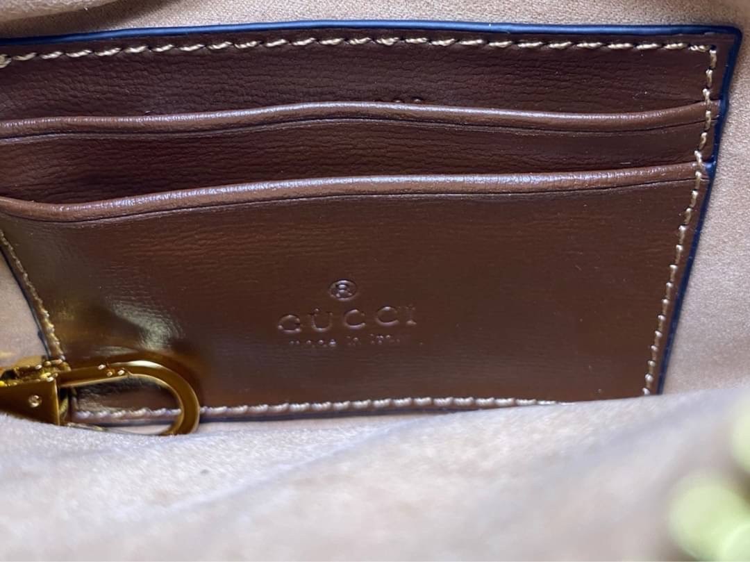 GUCCI GG half-moon-shaped mini bag เกรดออริจินอล ภาพสินค้าถ่ายจากงานขายจริง ใช้งานต่างประเทศได้ รูปทรงพระจันทร์เสี้ยวบนผ้าแคนวาส GG Supreme