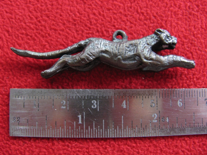 สินค้าหมดค่ะ รูปหล่อเสือเผ่น หลวงพ่อสุด เนื้อทองแดงรมดำ ปี2550 วัดกาหลง จ.สมุทรสาครค่ะ