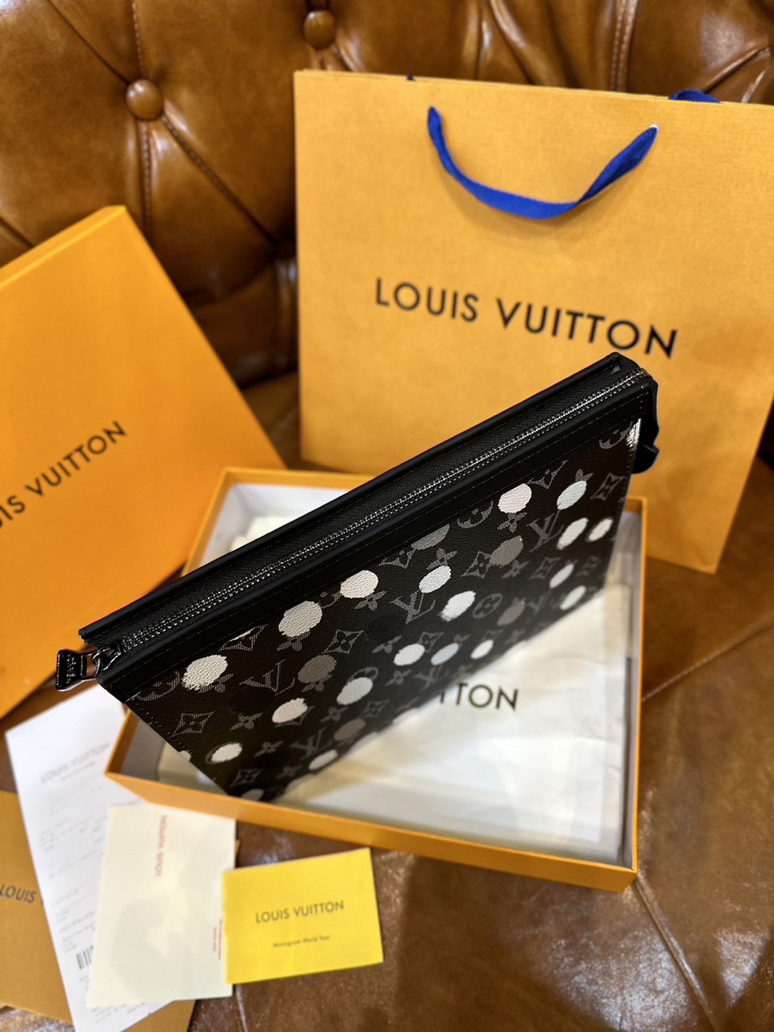 พร้อมส่ง 15 แบบ LV Pochette Voyage MM / LV Clutch กระเป๋าถือทรงคลัช ทรงพอช เกรดออริ สลับแท้ 1:1 ใช้ต่างประเทศได้ ใช้ได้ทั้งชายหญิง