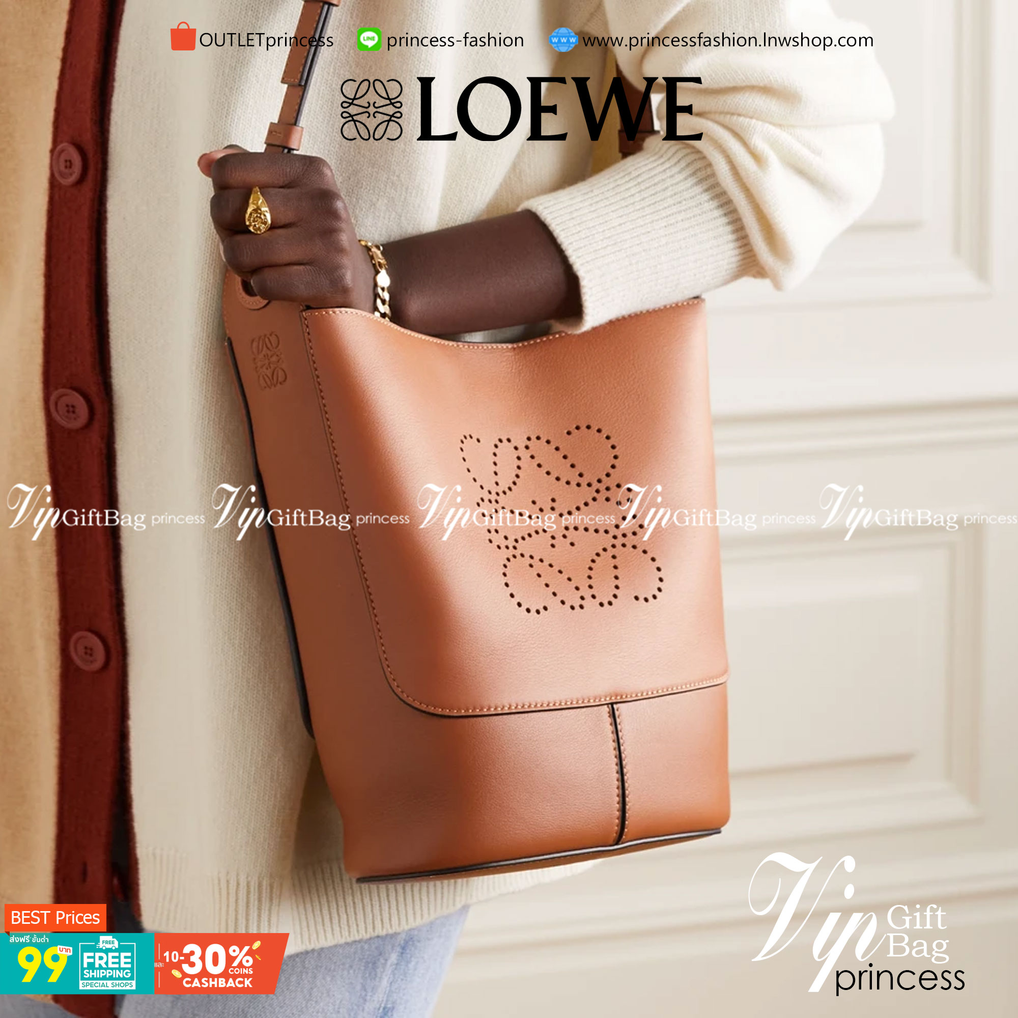 พร้อมส่งความสวย! Super Rare! ห้ามพลาด! LOEWE HOBO LEATHER SHOULDER BAG VIP GIFT WITH PURCHASE (GWP) กระเป๋าหนังแท้พรีเมี่ยมกิ๊ฟ Limited Edition จาก LOEWE PERFUME DUTYFREE รุ่น Rare items วัสดุหนังแท้ Lambskin หนังนิ่มสวยดีไซน์หรูด้านหน้าฉลุโลโก้ Loewe Ana