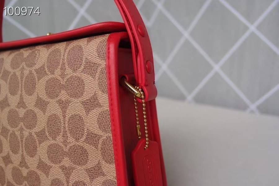 Coach M1980-148 Turnlock style twist lock bag shoulder messenger handbag elegant atmosphere พร้อมส่งแบบไม่ต้องรอพรี กระเป๋าสะพายข้างมัลติฟังก์ชั่น ที่ใช้งานได้ 2 แบบ จะคล้องแขน คล้องไหล่ วัสดุหนัง glovetanned คุณภาพดี สวยหรู ภายในตัวกระเป๋าใส่ของได้สบายๆ 