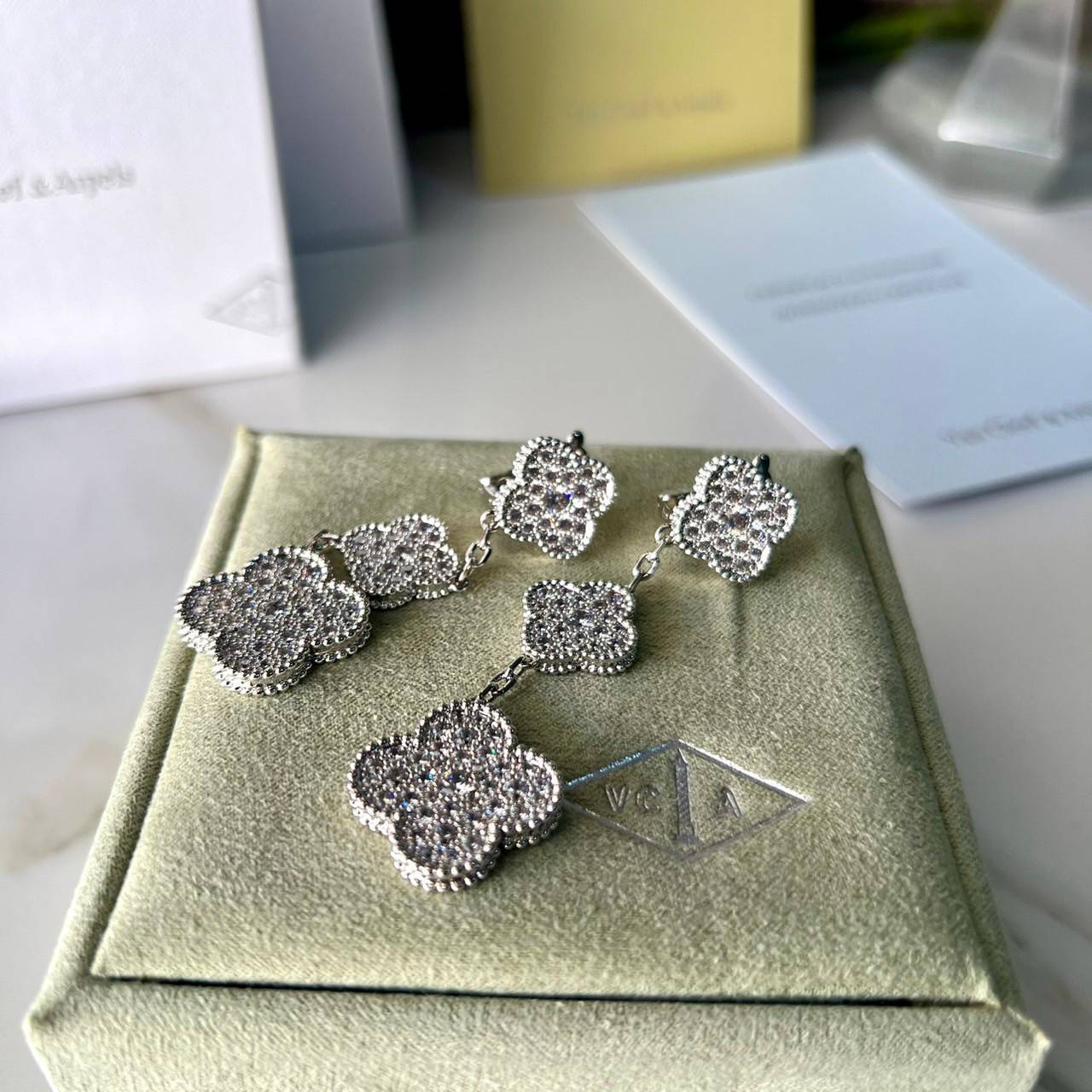 เกรดเทพ ORI | VAN CLEEF & ARPELS HOOP EARRINGS ต่างหูเงินแท้ แวนคลีฟ แอนด์ อาร์เปลส์ สวยเก๋ คุณภาพงานประกวด เอาใจสาวๆไปเลย