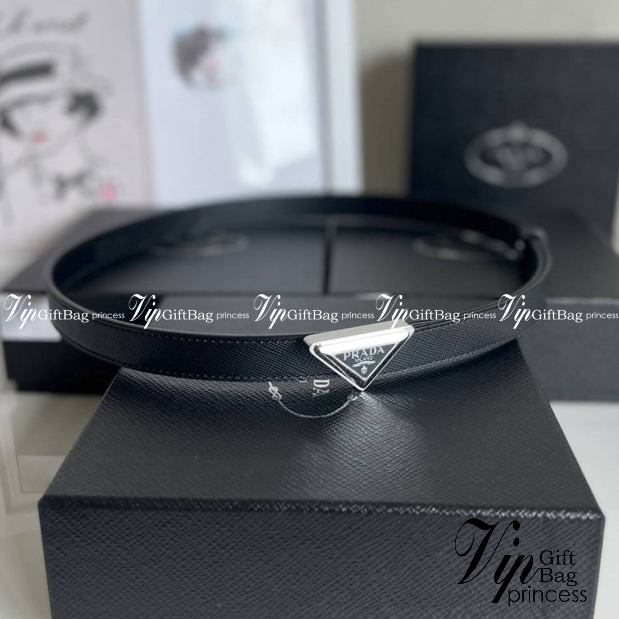 PRADA BELT LOGO 2CM / Prada Triangle Saffiano Logo Belt เข็มขัดพราด้าทรงสามเหลี่ยม เกรดใช้สลับของจริง หนังแท้ ออริจินอล ใช้งานต่างประเทศได้
