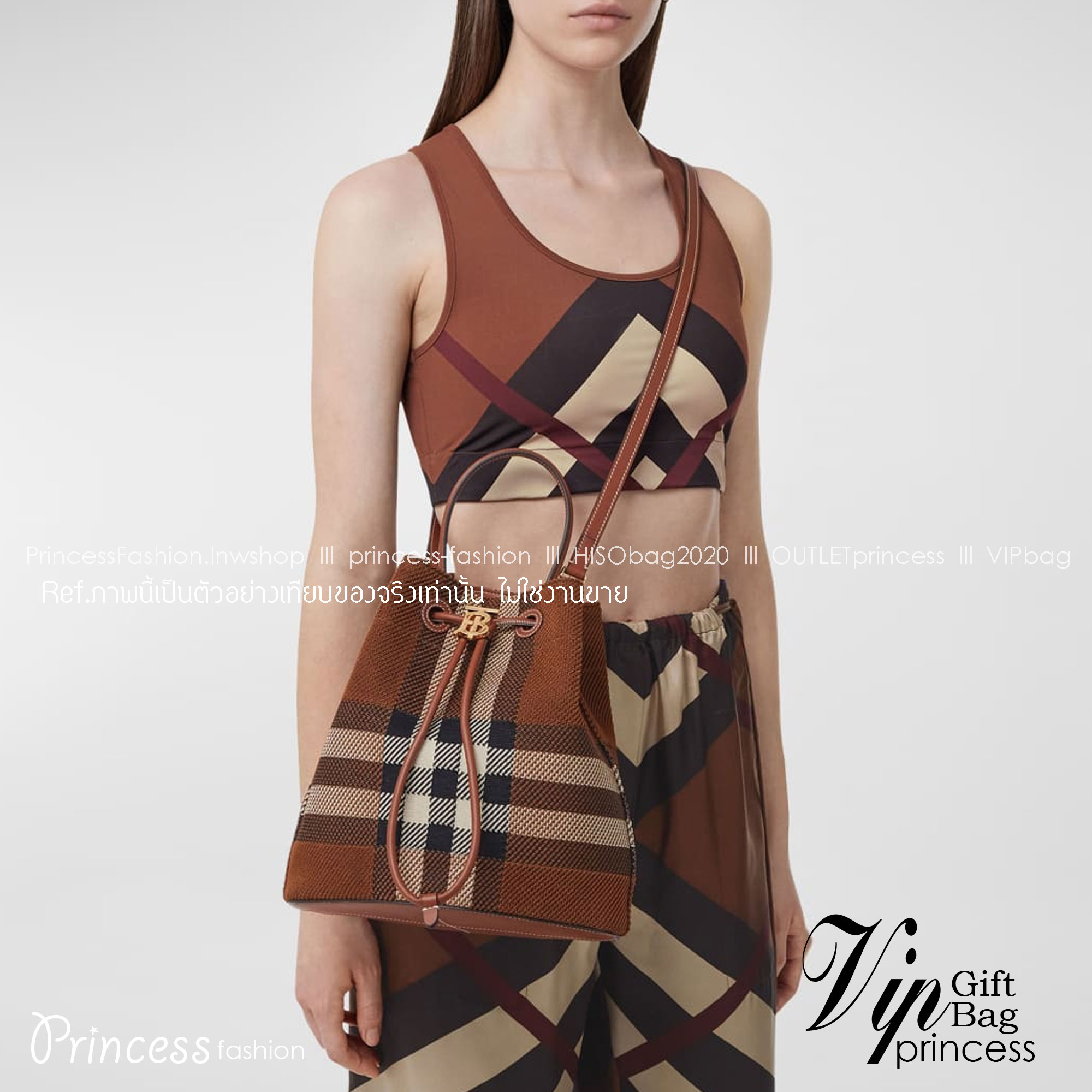 Burberry Brown Small TB Bucket Bag / BURBERRY MONOGRAM BUCKET BAG กระเป๋าถือ กระเป๋าสะพายครอสบอดี้ วัสดุหนังพิมลาย MONOGRAM โทนเข้ม