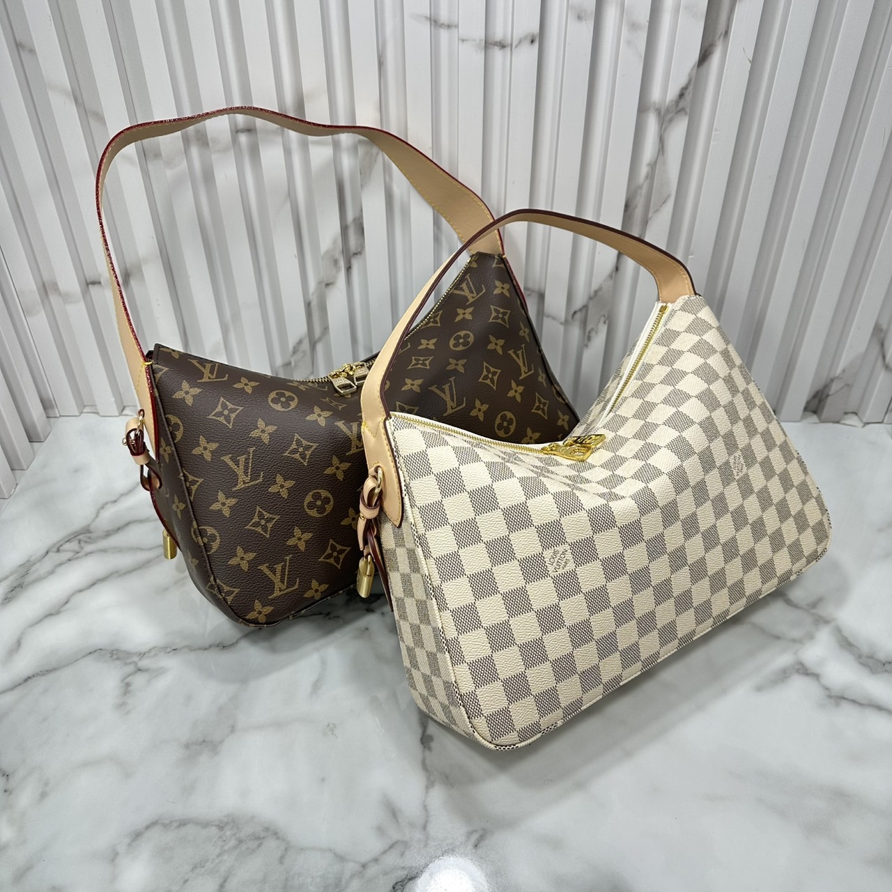 ORI หนังแท้ | LV Slouchy MM Damier Azur PM ใหม่ล่าสุด กระเป๋าโฮโบทรงสวยที่ใครๆก็ต้องมี ด้วยรูปทรงคลาสสิคและใช้งานง่าย สะพายสะดวกด้วยหูสะพายในตัว สวยดูลัคชู