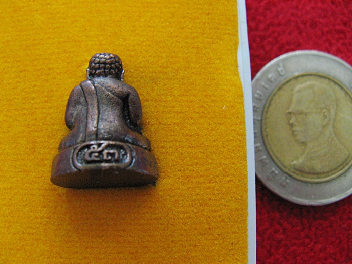 พระสังกัจจายน์ รุ่นบูรณะอุโบสถ วัดนาคปรก(ธนบุรี) ๒๕๕๓ พร้อมกล่องเดิมค่ะ