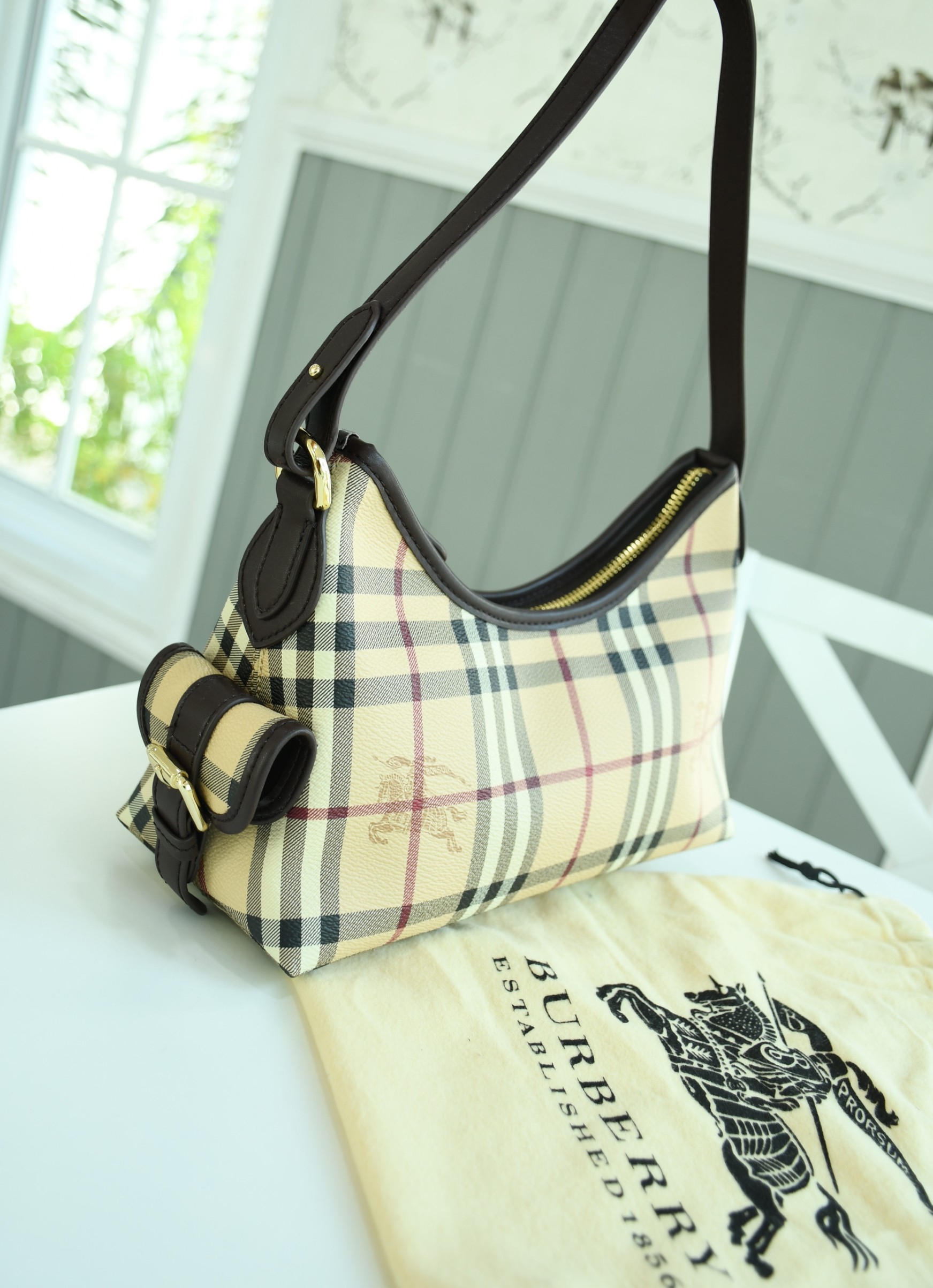 พรีเมี่ยมกิ๊ฟแท้ 100% 】Burberry Bag Vip Gift with Purchase (GWP) พรีเมี่ยมกิ๊ฟ Limited Edition