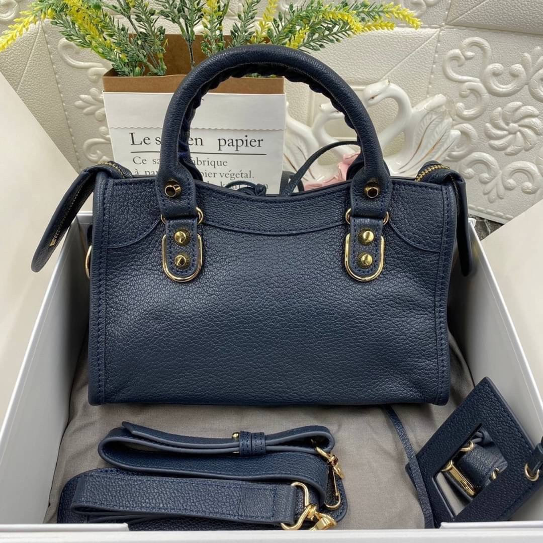 VIP 】หนังแท้ BALENCIAGA Classic City Mini Shoulder Bag พร้อมส่งที่ไทย โทนสีสวยละมุน