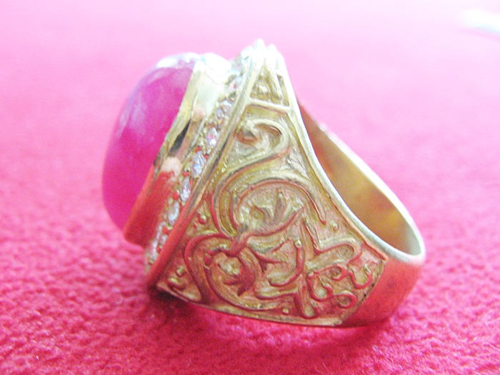 สินค้าหมดค่ะ แหวนพลอยลิลลี่ทองเหลืองล้อมเพชรค่ะ