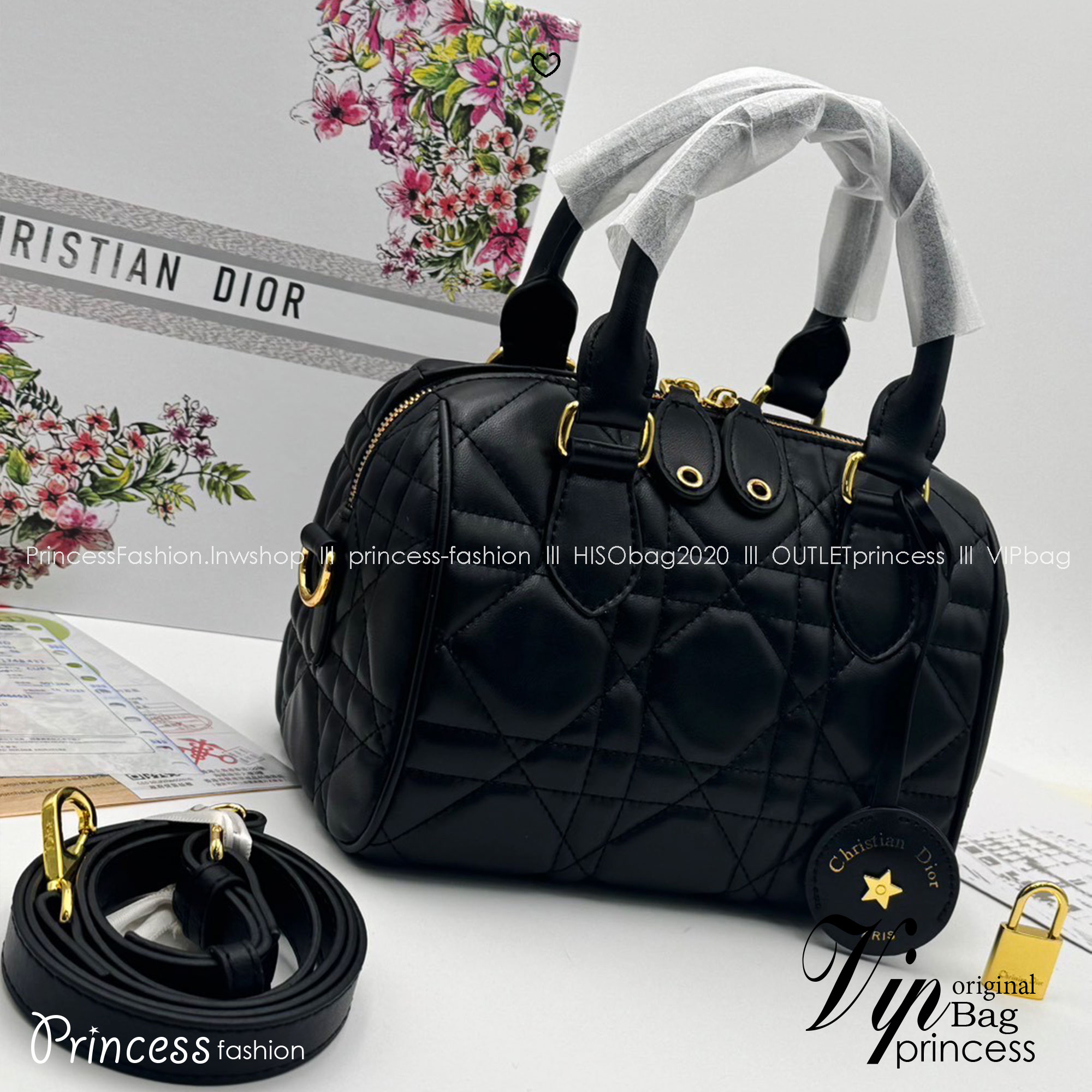 DIOR Groove 20 Bag กระเป๋าสะพายทรงบอสตันสุดคลาสสิค ดูดีและมีเทส รูปทรงหมอนยอดฮิต สวยหรูทันสมัย