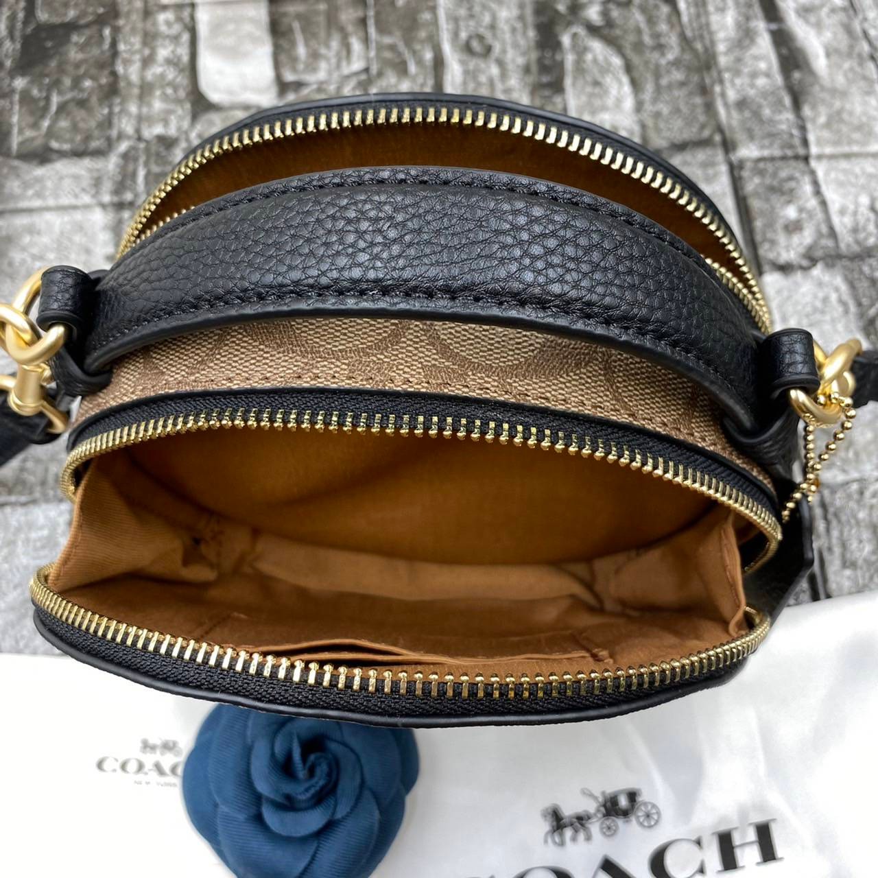 OUTLET 】COACH X JEAN-MICHEL BASQUIAT CANTEEN CROSSBODY IN SIGNATURE CANVAS (COACH C5658) พร้อมส่งที่ไทย ราคาสุดคุ้ม