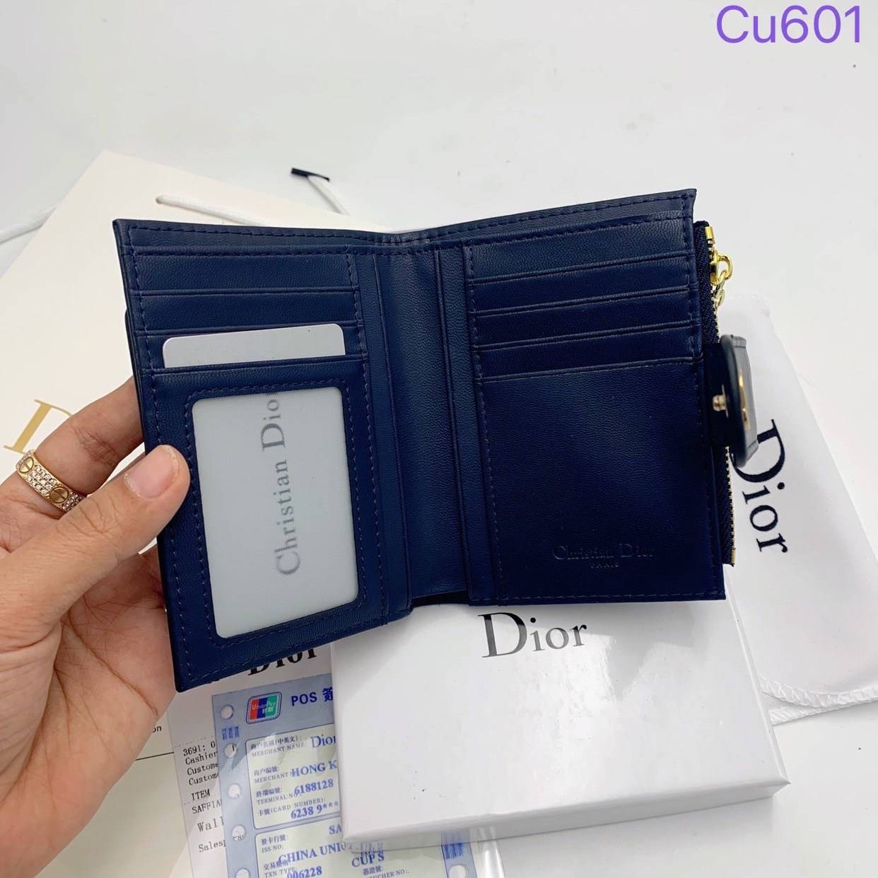 DIOR Zip Wallet jacquard leather / DIOR Card Holder กระเป๋าสตางค์ กระเป๋าใส่บัตรแบรนด์หรู งานเซ็ท 2 ชิ้น สุดคุ้ม พร้อมส่งที่ไทย ภาพสินค้าถ่ายจากงานขายจริง ใช้งานต่างประเทศได้