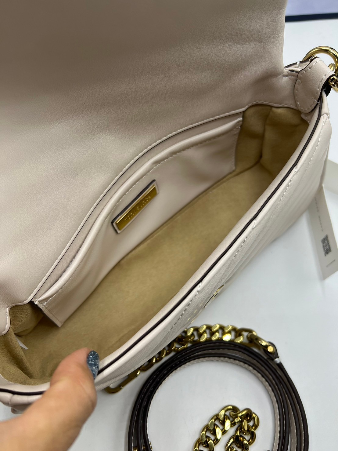 Tory Burch Kira Chevron Flap Small Shoulder Bag กระเป๋าสะพายดีไซน์รูปทรงคลาสสิค ดูผู้ดีหรูหรา เกรดออริ สลับแท้ 1:1 ใช้งานต่างประเทศได้