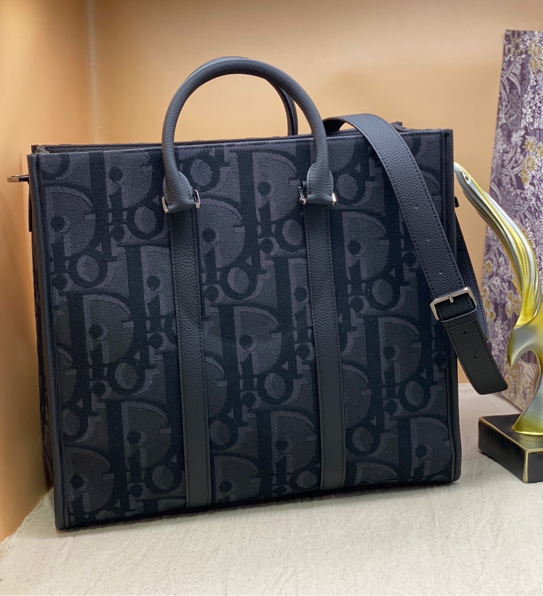 พร้อมส่ง 2 สี DIOR East-West Tote Bag Maxi Dior Oblique Jacquard / DIOR TOTE BAG กระเป๋าทรงโท้ท เกรดออริ สลับแท้ 1:1 ใช้ต่างประเทศได้ New for Spring 2024