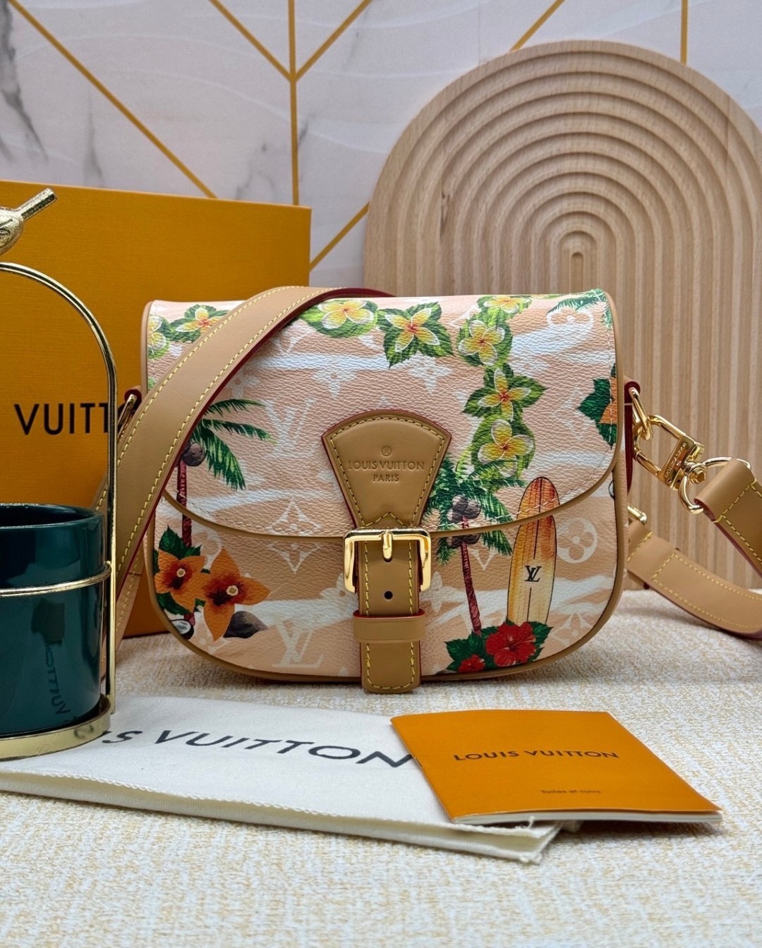 LV Montsouris PM Messenger Bag / LV Limited Bag กระเป๋าสะพายลวดลายฤดูร้อนสวยงาม รุ่นลิมิเต็ดมีจำนวนจำกัด เกรดออริ 1:1 ใช้งานต่างประเทศได้