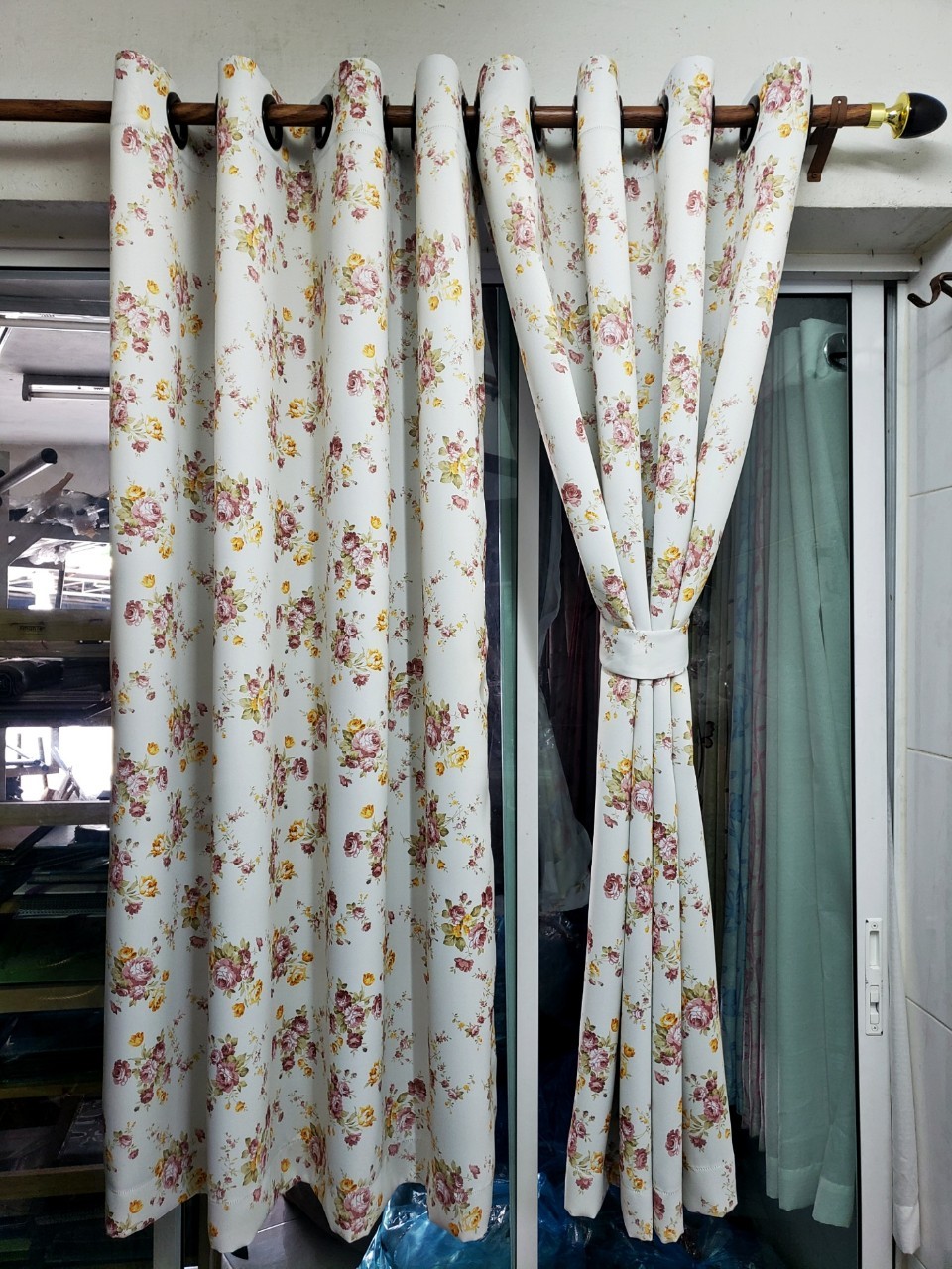 ผ้าม่านสำเร็จรูปก.270*ส.180 ซม./ผืน ผ้าม่าน รุ่นวินเทจ สีน้ำตาล