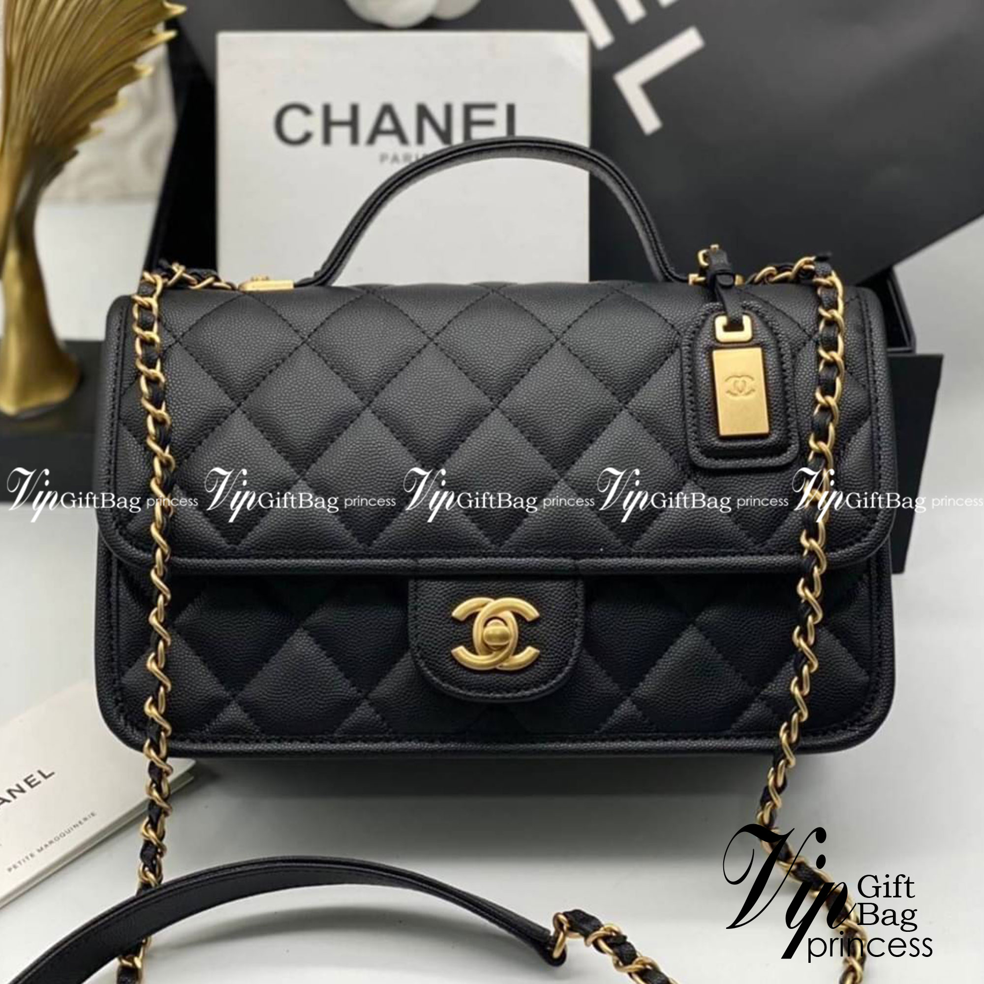 Chanel Handle Flap bag / Chanel caviar Quilted Medium Sweet Classic handle Flap bag เกรดออริจินอล กระเป๋าสะพายทรงเหลี่ยมมาใหม่ พร้อมหูหิ้วด้านบน งานหนังสวยมาก