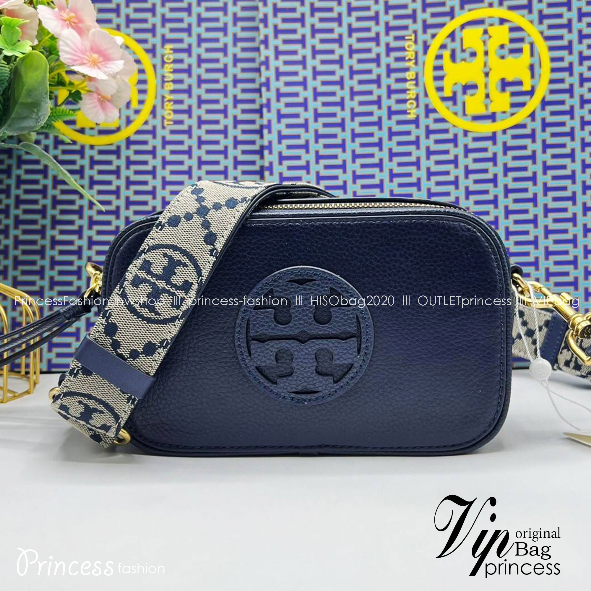 TORY BURCH Miller Mini Crossbody Bag / TORY CAMERA BAG / TORY BAG พร้อมส่ง 5 สี กระเป๋าสะพายใบเล็กมินิมอลในรูปทรงใหม่ที่คล่องตัว