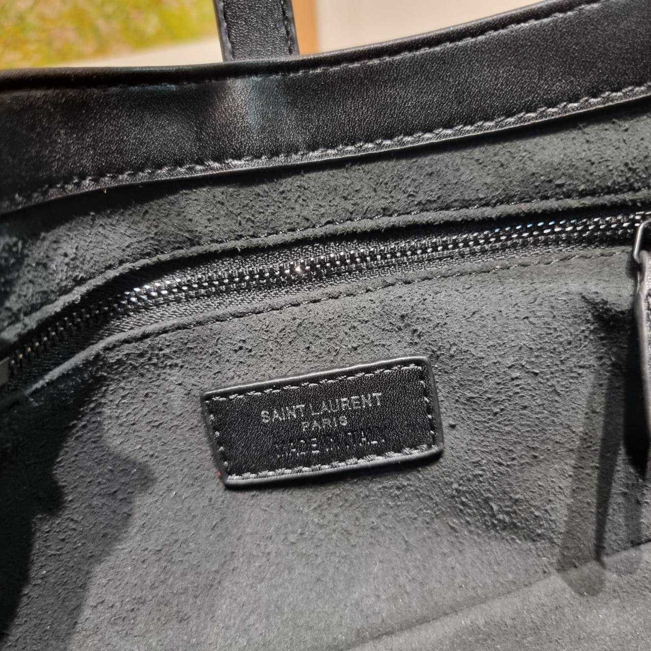 YSL le 5 À 7 in shiny leather bag กระเป๋าสะพายไหล่ตัวแม่ คลาสสิค ดีเทลหรู สวยครบทุกมุม ตอบโจทย์สาวๆทุกไลฟ์สไตล์