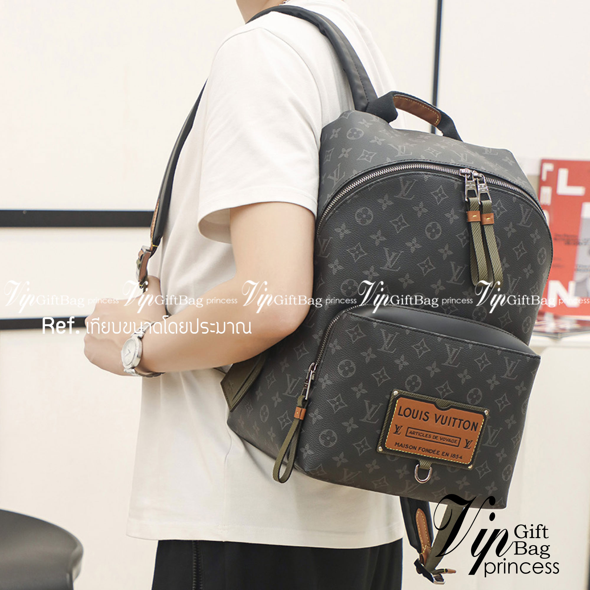 LV Discovery Backpack / LV Backpack in Black กระเป๋าเป้ งานปั้มแบรนด์ ใช้ได้ทั้งชายหญิง ภาพถ่ายจากงานขายจริง ใช้งานต่างประเทศได้