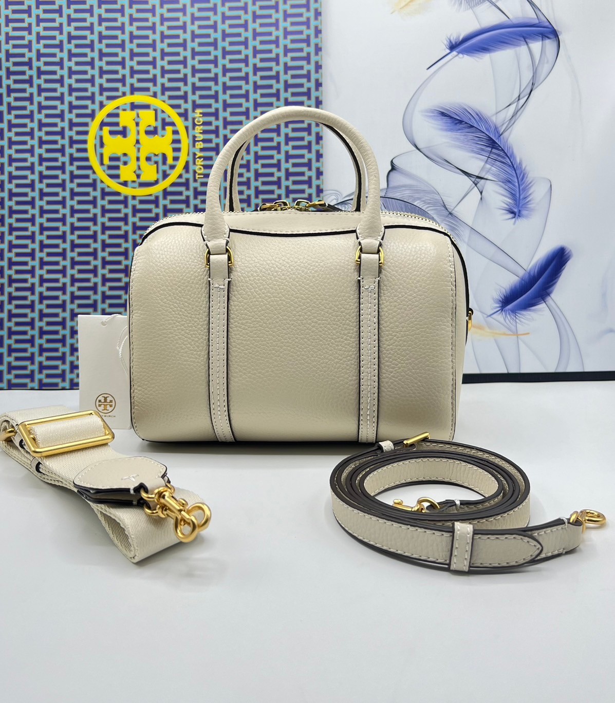 Tory Burch Thea Mini Web Satchel Crossbody Bag / Tory keepall พร้อมส่ง กระเป๋าสะพายทรงหมอนขนาดกลางกำลังน่ารัก เกรดท็อปออริจินอล