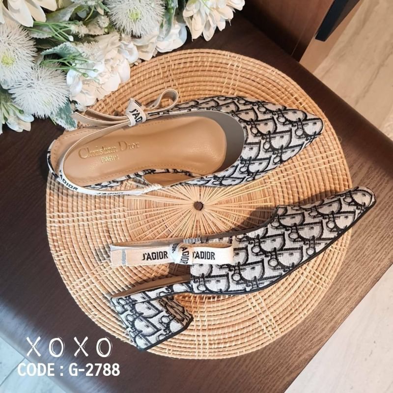 Christian dior Thick Low Heel Shoes งานสวม ชนช้อป วัสดุผ้าลายลูกฟูก นุ่มมาก ส้นแท่ง ใส่สบายไม่เมื่อย น้ำหนักเบา แมทส์ชุดง่าย