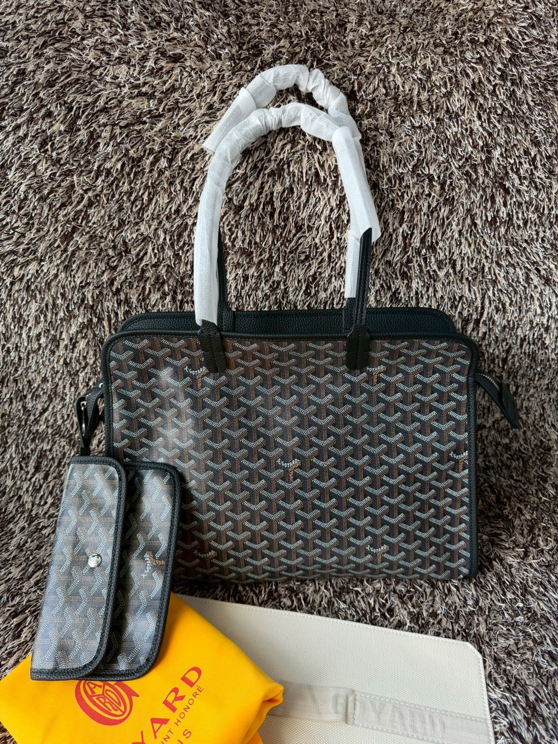 Goyard Hardy PM Tote Bag กระเป๋าสะพายทรงโท้ท ทรงเหลี่ยมใบใหญ่ ภายในโล่งกว้างมาก จุของได้ครบ